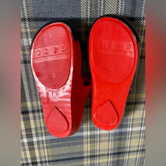 Mini Melissa Ultragirl   Mickey and Friends Baby Red Black