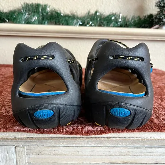 Mion By Keen Black Comfort Lightweight Sandals Men’s Size 8 Water Hiking Sandals