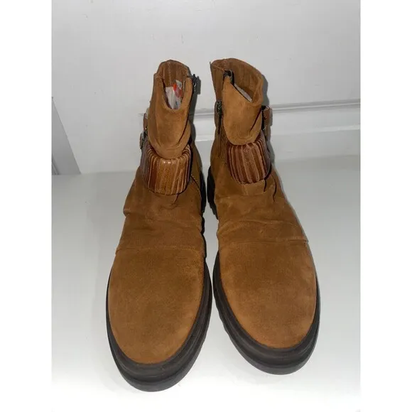 Miz Mooz Fanley Women’s Brown Suede Ankle Boots size 38/US 7.5 NWOT