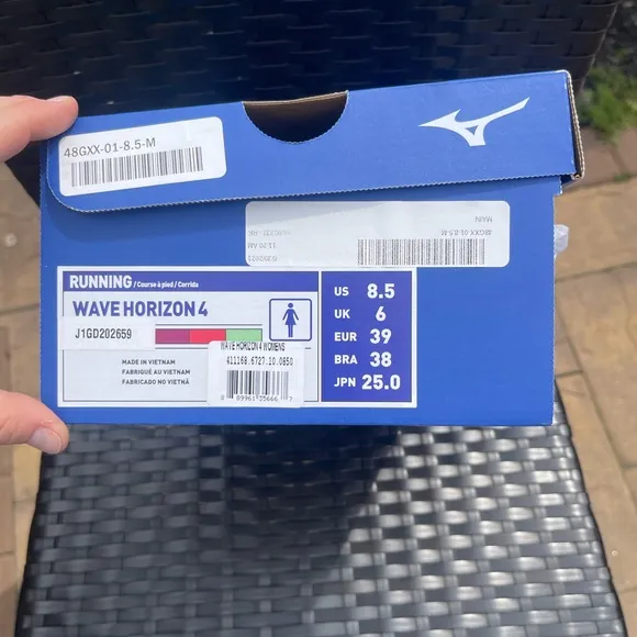 Mizuno Wave Horizon Running Shoes