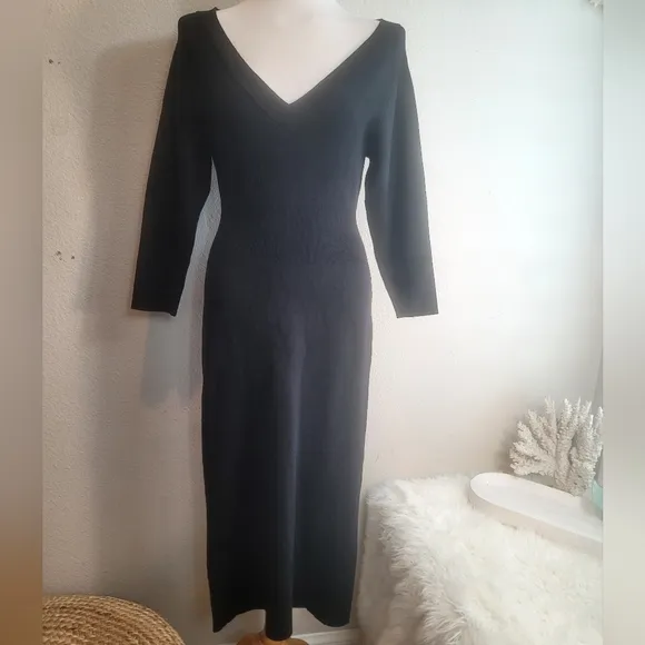 MODERN CITIZEN BREA OFF-SHOULDER V-NECK LONG SLEEVE MIDI SWEATER DRESS S…