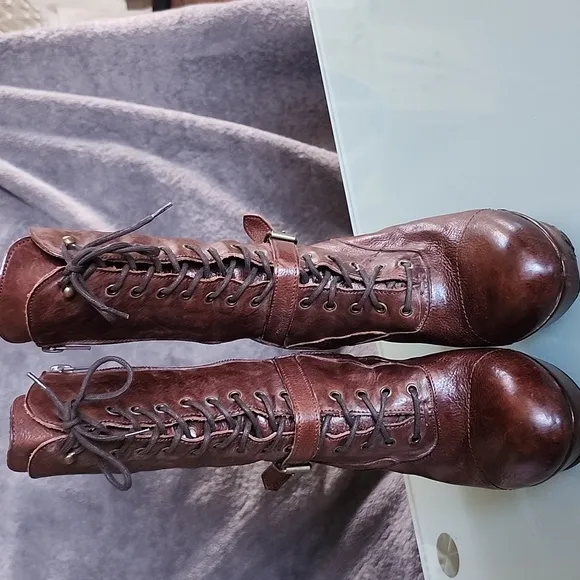 MOMA Leather Boots