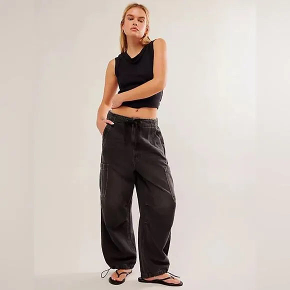 MOTHER Snacks The Munchie Ankle Jeans in Black Wash 27