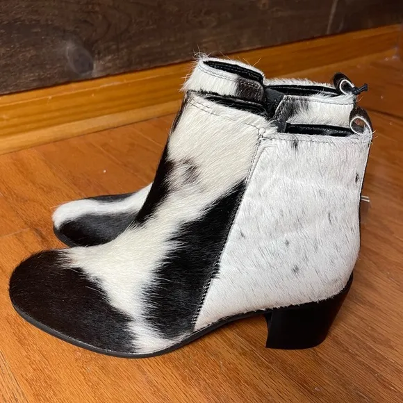 Myra Neotron Hairon Leather Heeled Boots New! Retail $111 Size 9
