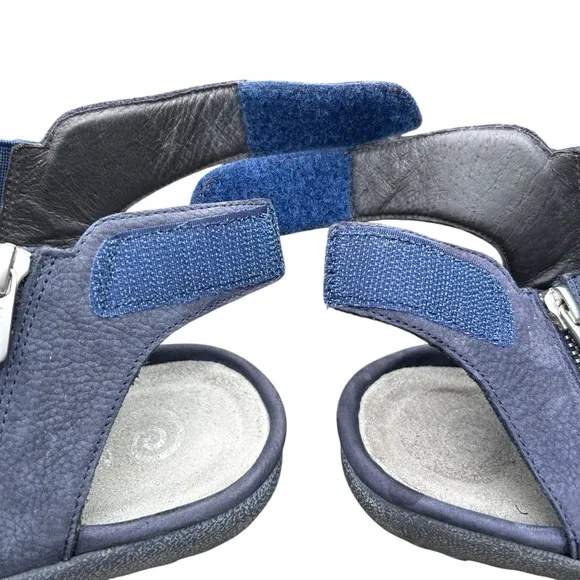 Naot Pitau Nubuck Leather Sandal 41 GladiatorBackstrap Zippers Hiking Comfort