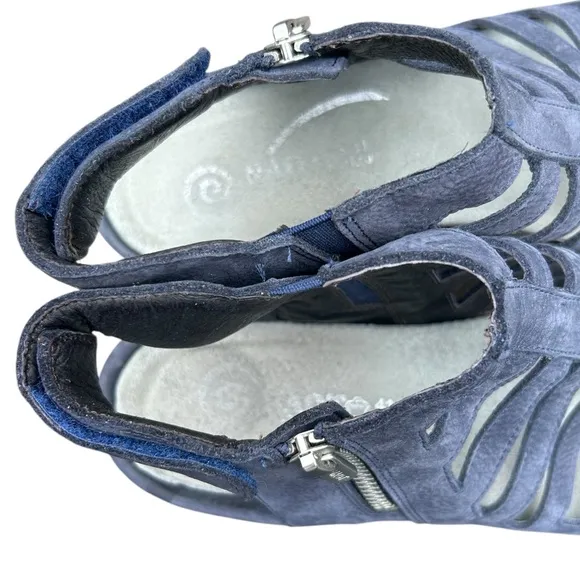 Naot Pitau Nubuck Leather Sandal 41 GladiatorBackstrap Zippers Hiking Comfort