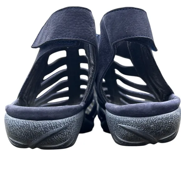 Naot Pitau Nubuck Leather Sandal 41 GladiatorBackstrap Zippers Hiking Comfort