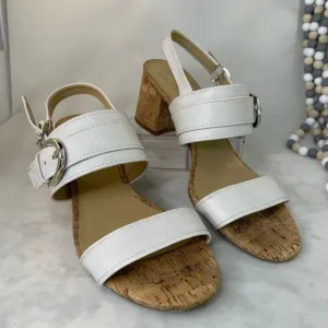 NATURALIZER Kaylee white faux leather block heel  comfort sandals size 11M