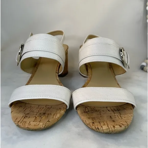 NATURALIZER Kaylee white faux leather block heel  comfort sandals size 11M
