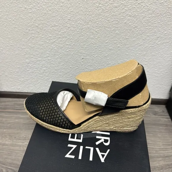 Naturalizer Phebe3 Black Woven Leather Espadrille Wedge