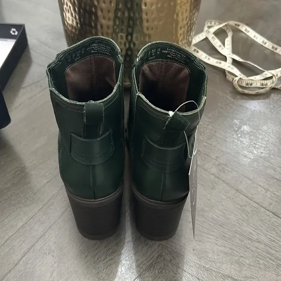 Naturalizer Pine Needle Waterproof Mindy Leather Bootie