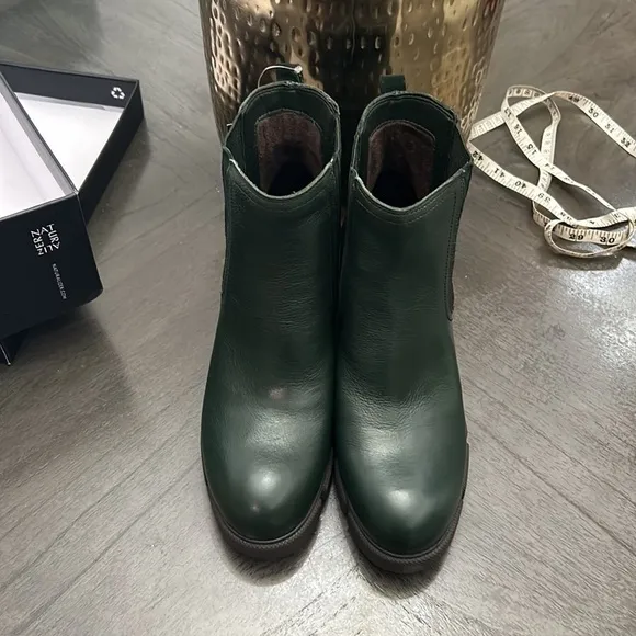 Naturalizer Pine Needle Waterproof Mindy Leather Bootie