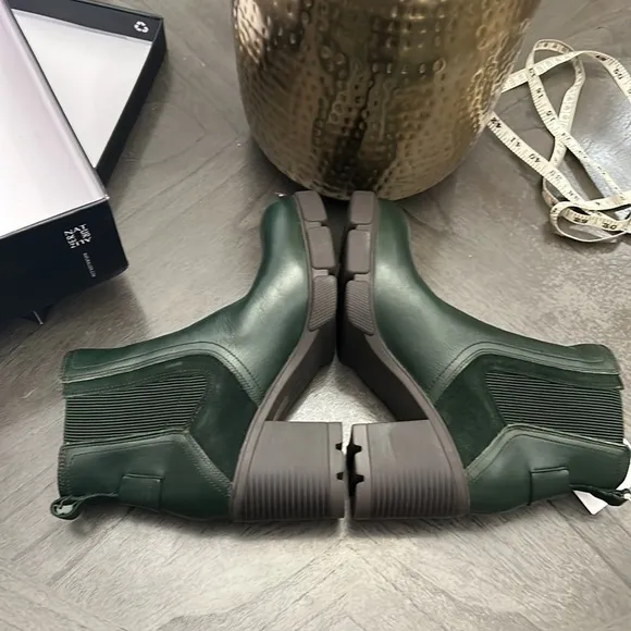 Naturalizer Pine Needle Waterproof Mindy Leather Bootie