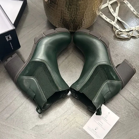 Naturalizer Pine Needle Waterproof Mindy Leather Bootie