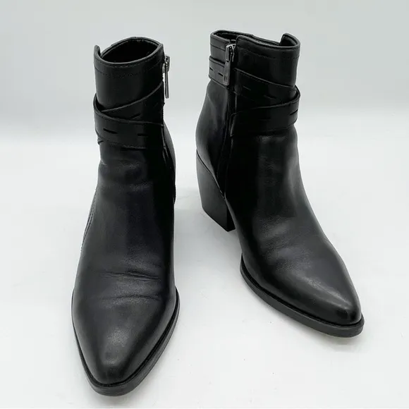 Naturalizer Womens Fenya Black Leather Ankle Boots Size 8.5 Strap Detail