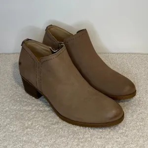 Naturalizer | Zarie Block Heel Booties - NARROW width