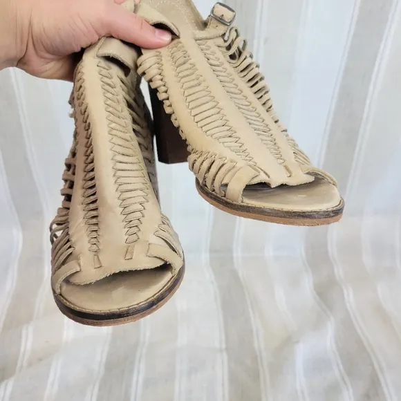 Naughty Monkey Killion Leather Heeled Sandal Gladiator Tan Taupe Size 9 Leather