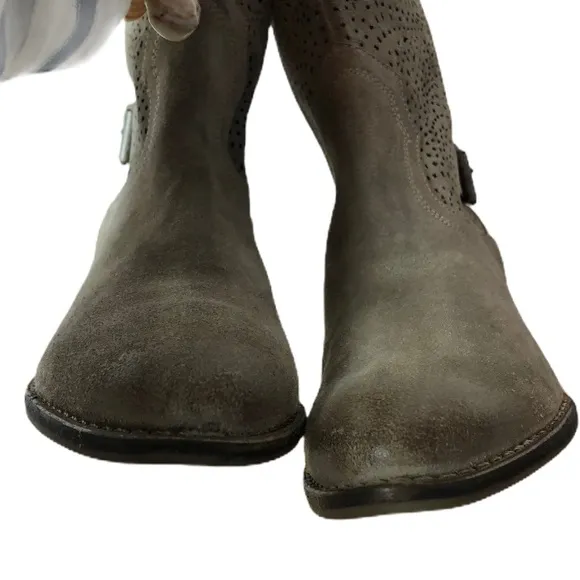 Naughty Monkey laser cut suede boots