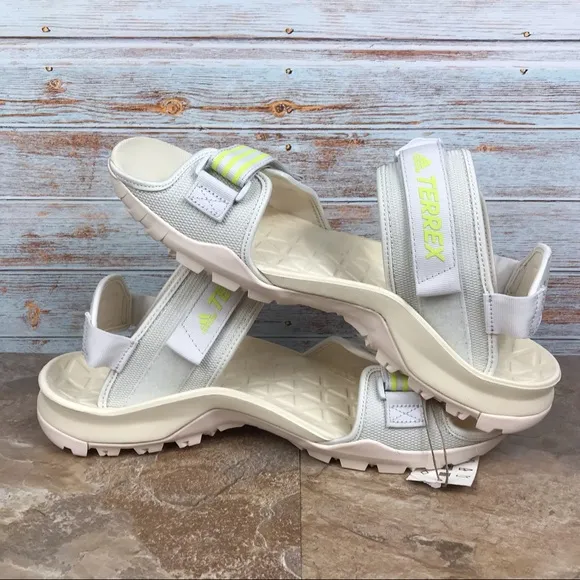 NEW Adidas Cyprex Ultra DLX Hiking Sandals