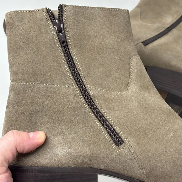 NEW ALDO NALENIA CHELSEA ZIP SUEDE BEIGE BOOTS SIZE 11