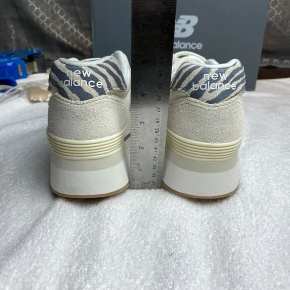 New Balance 515H Sneakers Womens 9B White Beige Zebra Accent Shoes WL515HDD NIB