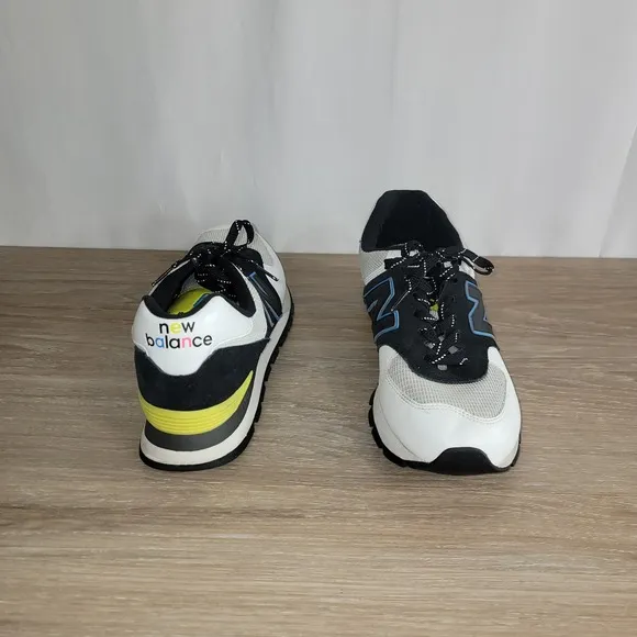 New Balance Men's Size 13 574 Sneakers Retro Running Shoes Fashion  Black White