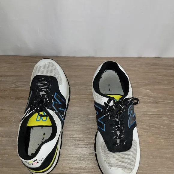 New Balance Men's Size 13 574 Sneakers Retro Running Shoes Fashion  Black White