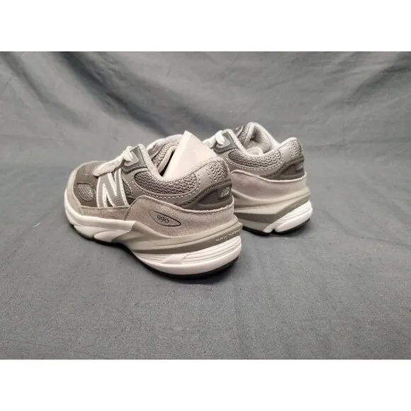 New Balance Toddler's 990 V6 (TD) Sneakers Lace Up Gray Size 5 NEW IN BOX!