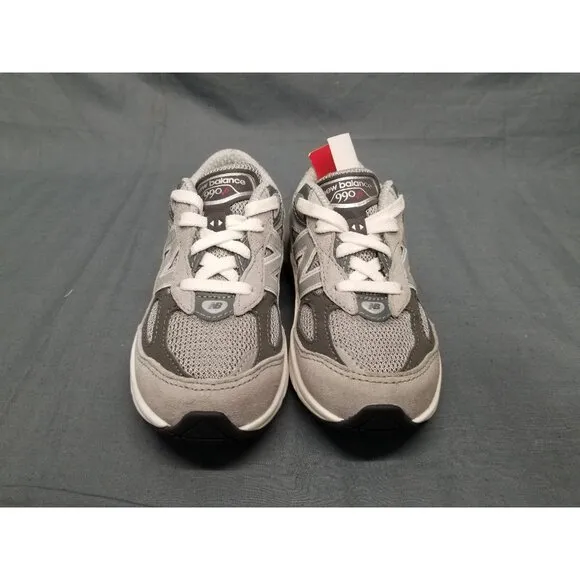 New Balance Toddler's 990 V6 (TD) Sneakers Lace Up Gray Size 5 NEW IN BOX!
