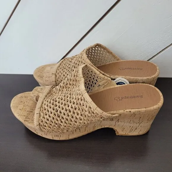 NEW Baretraps Womens Bethie Slide Natural 10M Wedge Sandals