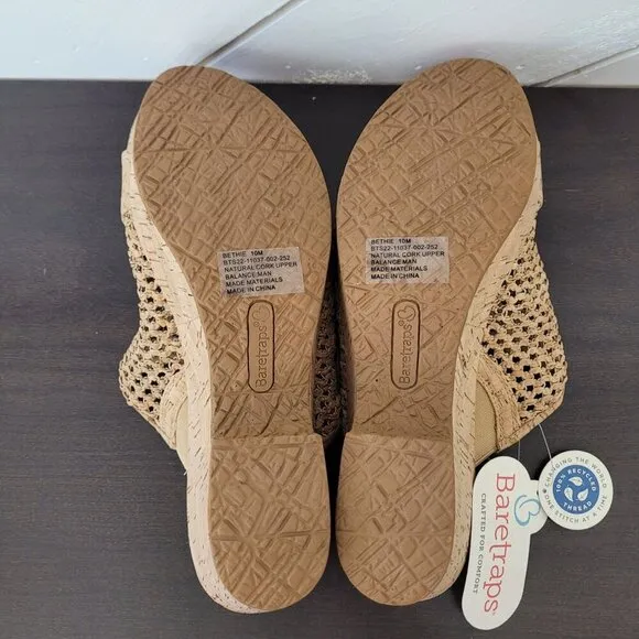NEW Baretraps Womens Bethie Slide Natural 10M Wedge Sandals