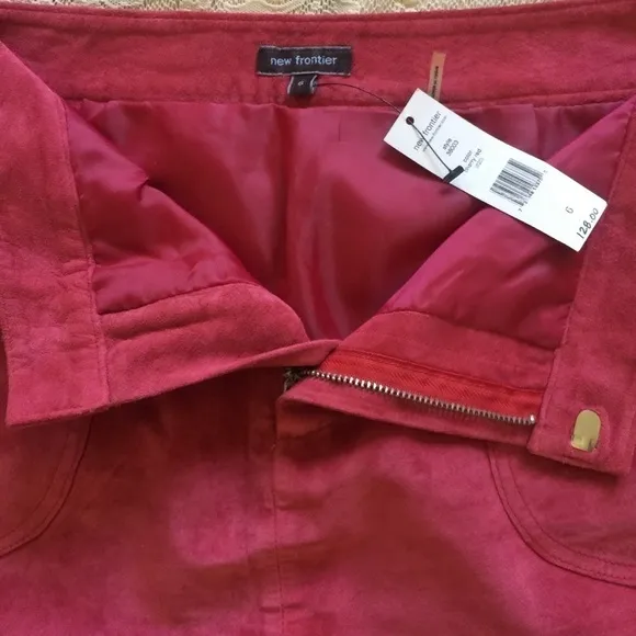 New Frontier Red Suede Zip Pocket Mini Skirt NWT Size 6