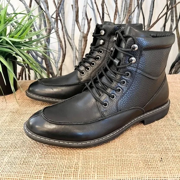 NEW Mark Nason Men’s Lace Up Black Boots Size 8