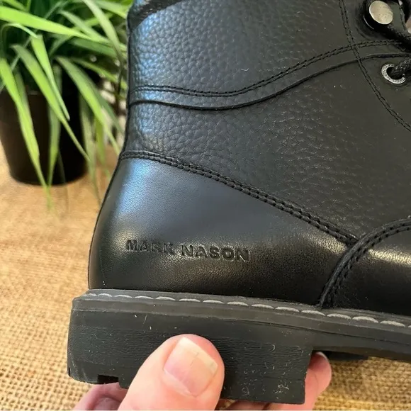NEW Mark Nason Men’s Lace Up Black Boots Size 8