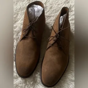 New mens Sz 11.5 brown suede lace up business casual ankle boots