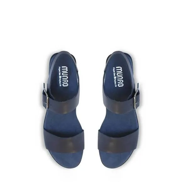 NEW MUNRO women's cleo sandal in navy leather