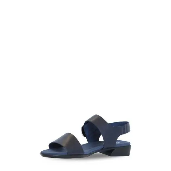 NEW MUNRO women's cleo sandal in navy leather