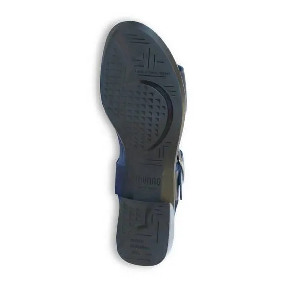 NEW MUNRO women's cleo sandal in navy leather