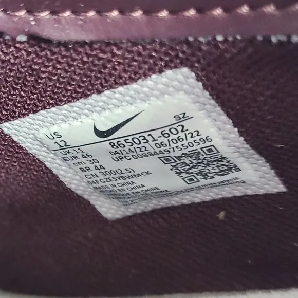 NEW Nike Air Max Goadome Suede Boots 865031-602 Size 12 Burgundy