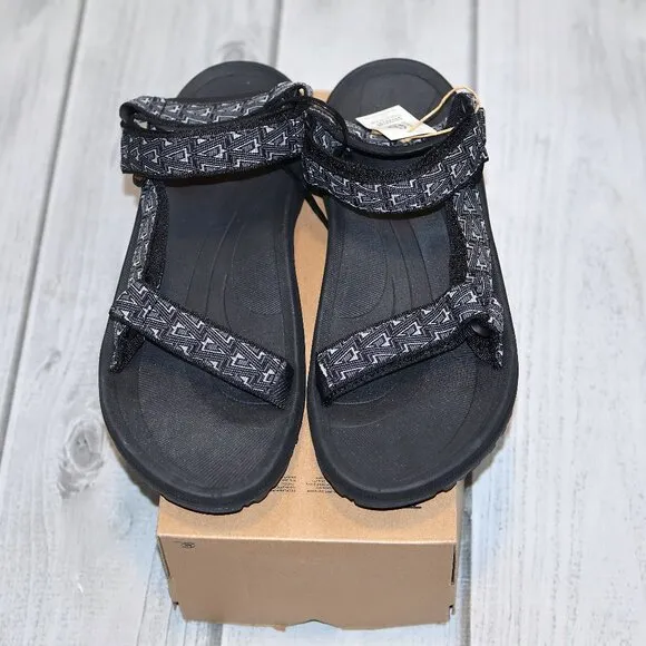NEW Teva Men’s Winsted Sandals