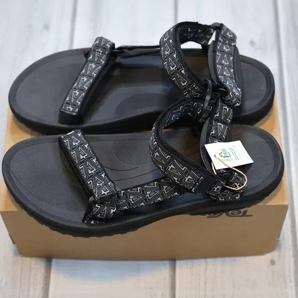 NEW Teva Men’s Winsted Sandals