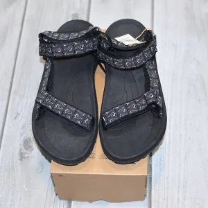 NEW Teva Men’s Winsted Sandals