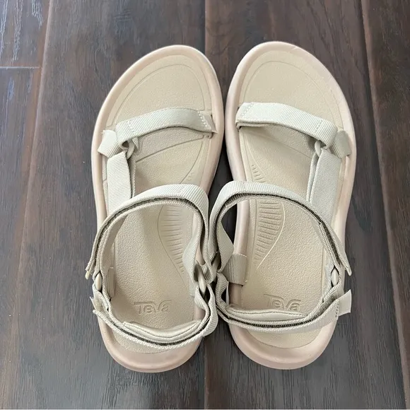 New Teva WOMEN W HURRICANE XLT2  sesame SSME walking hiking sandals size pick