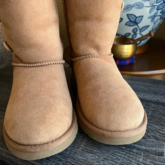NEW! UGG Bailey Triplet Fur/Suede Boots US4 UK3 EU34