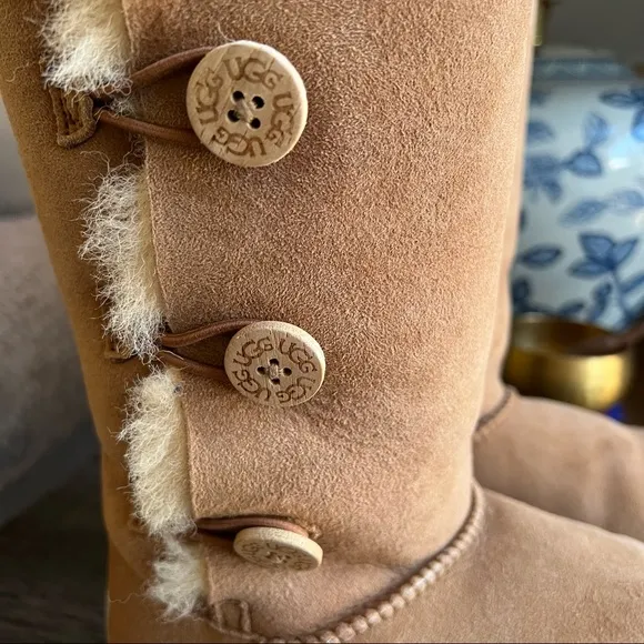 NEW! UGG Bailey Triplet Fur/Suede Boots US4 UK3 EU34