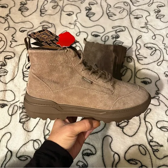 New Vans Women's Colfax MTE-1 Boot in Taupe Size 7.5 Women’s
