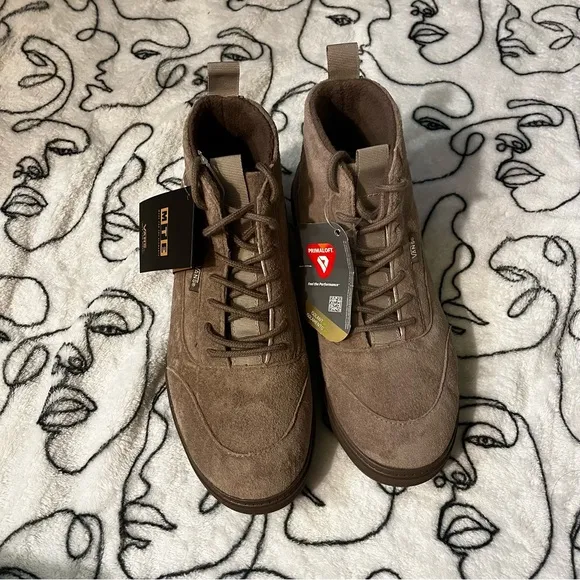 New Vans Women's Colfax MTE-1 Boot in Taupe Size 7.5 Women’s