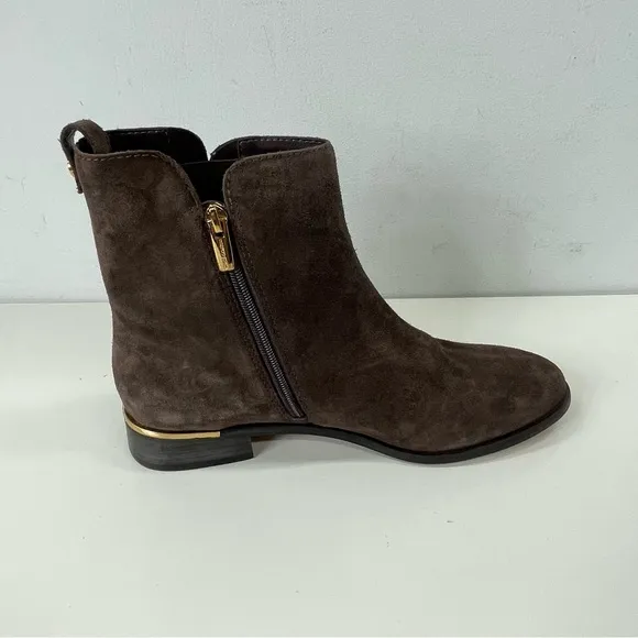 New Vince Camuto Okalinra Suede Ankle Boots Size 9.5