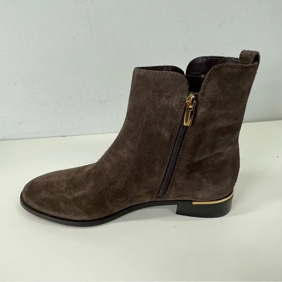 New Vince Camuto Okalinra Suede Ankle Boots Size 9.5