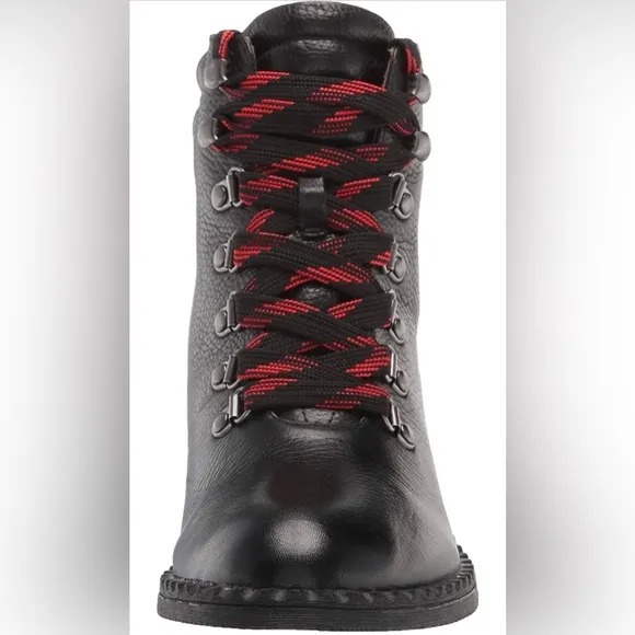 NIB 7.5 Black Gentle Souls Kenneth Cole Brooklyn Lace Up Ankle Boot